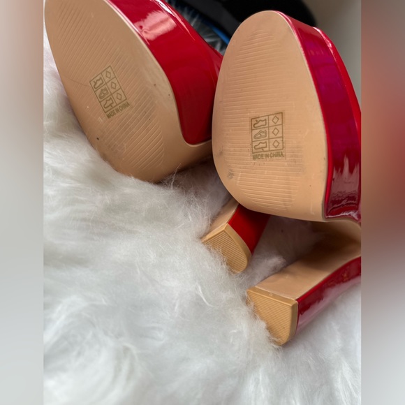Mary Jane Red shoes platform shoes - Picture 7 of 8